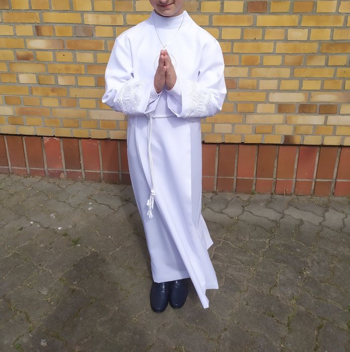 Alba komunijna dla chłopca