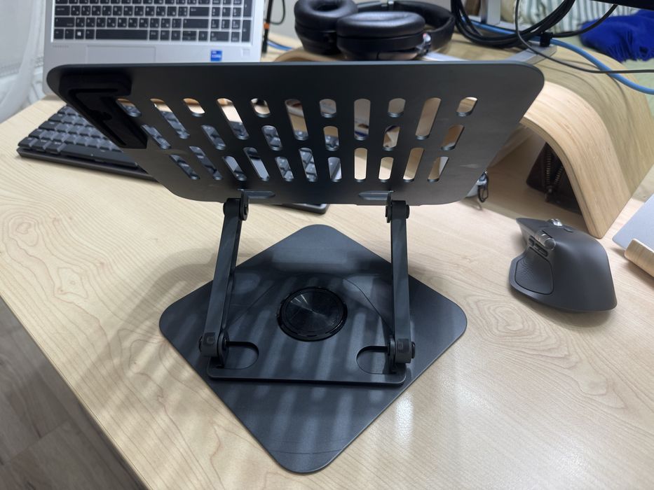 Продам HAGIBIS підставку для ноутбука