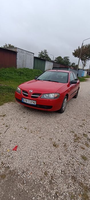 Nissan Almera  1,,5 Benz+gas auto po dziadku