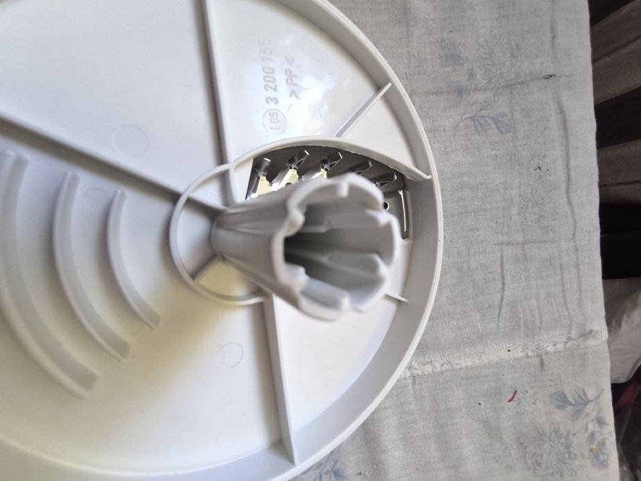 Нож для нарезки овощей комбайн Браун к600-700