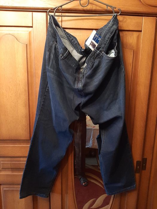 Новые джинсы, размер 70