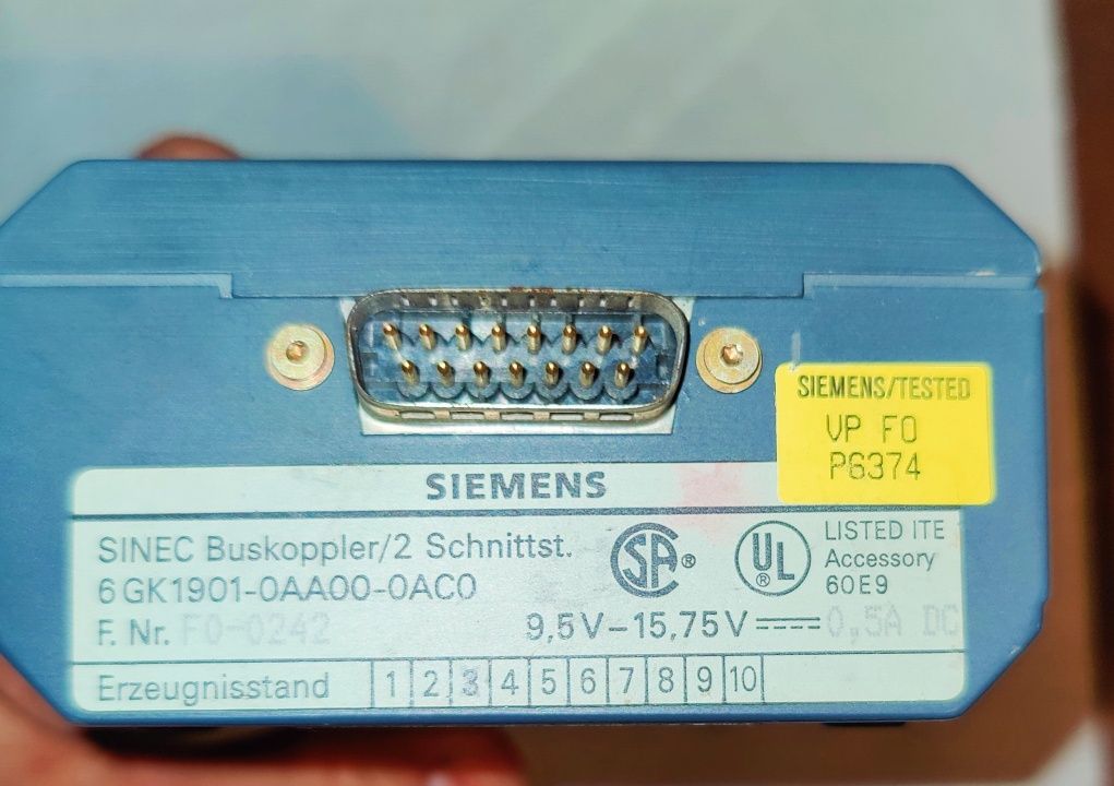 Siemens Sinec 6GK1901-0AA00-0AC0 Bus Coupler/2

SINEC Bu