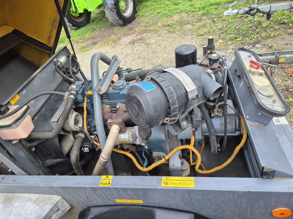 Kompresor śrubowy sprężarka powietrza Atlas Copco XAS 37