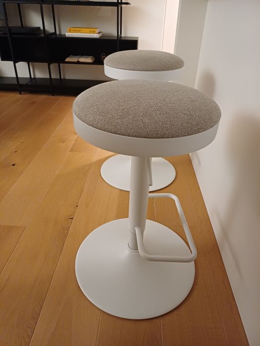 2 Bancos altos Zaib kave Home