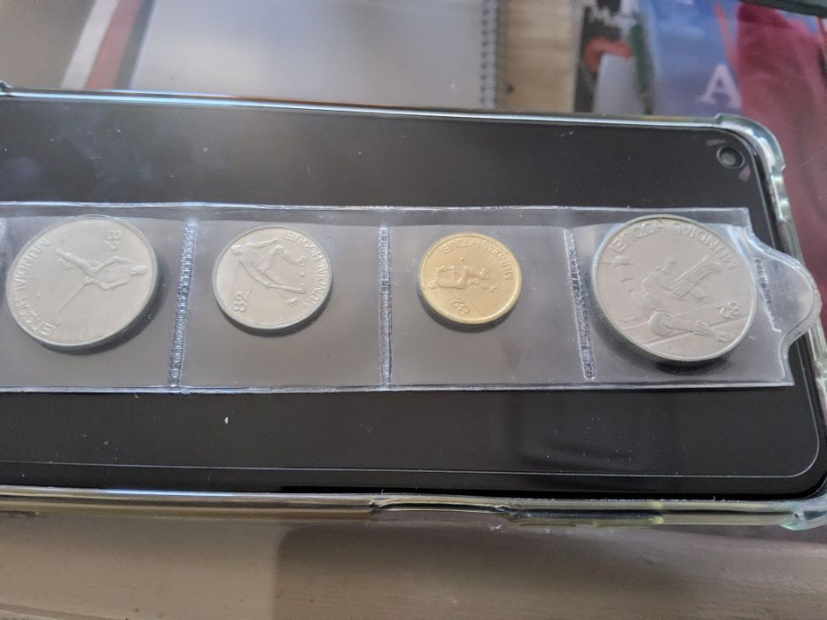 Colecção moedas hoquei 82