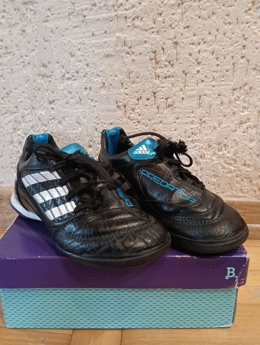 Дитичі футзалки adidas