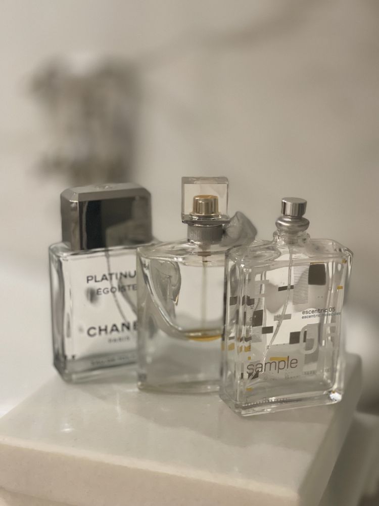 Флакони з парфумів Chanel, Molecula, Lancome