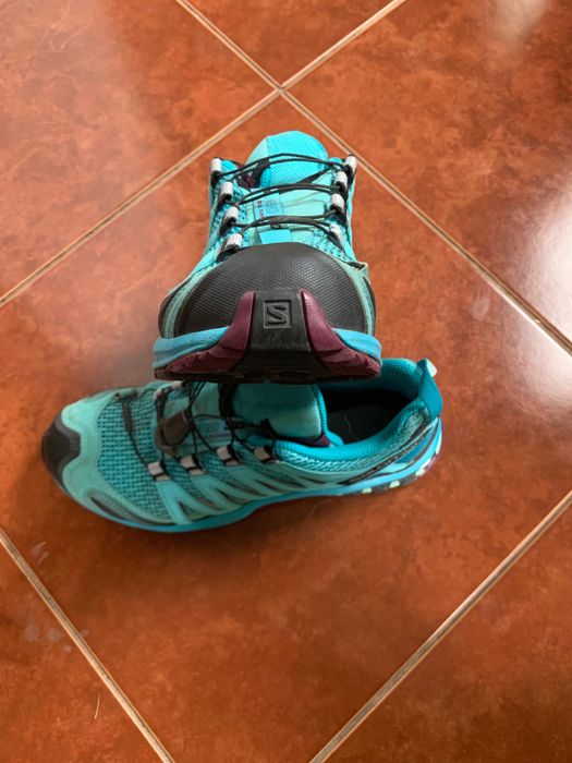 Кроссовки женские Salomon