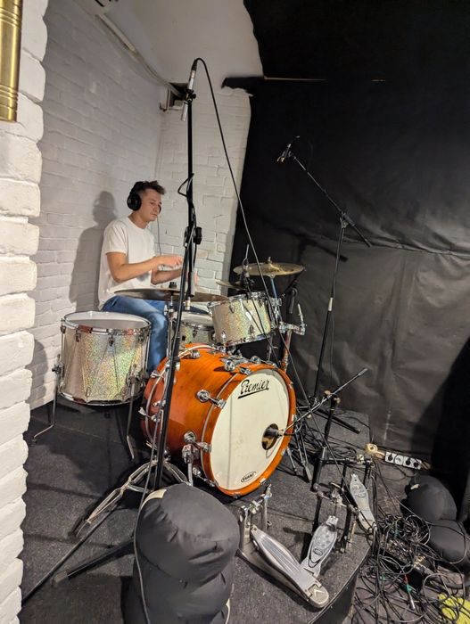 Кімнати для занять на ударних інструментах, репетиції на барабанах