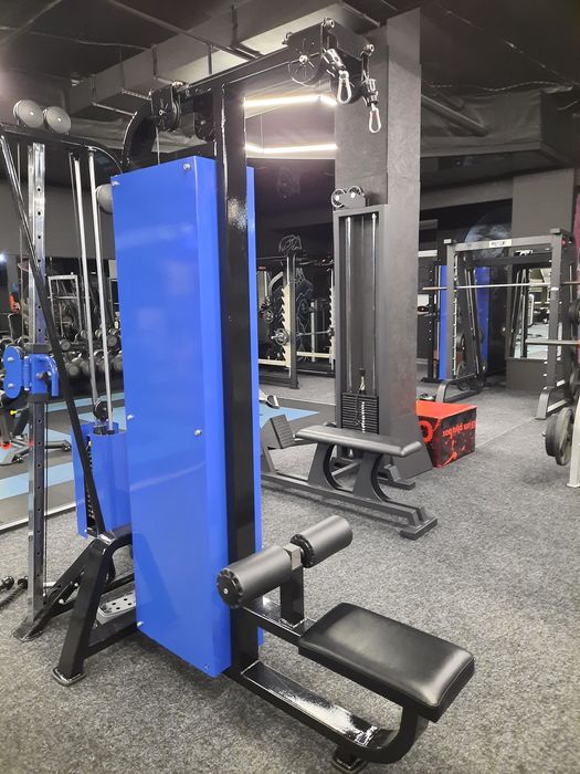 Тренажер верхній блок на спину