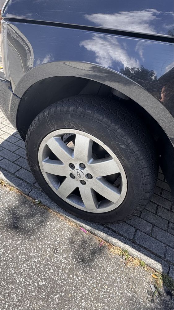 4 Jantes 20” com Pneus 255/55 R20 – Range Rover L322 – 600 €