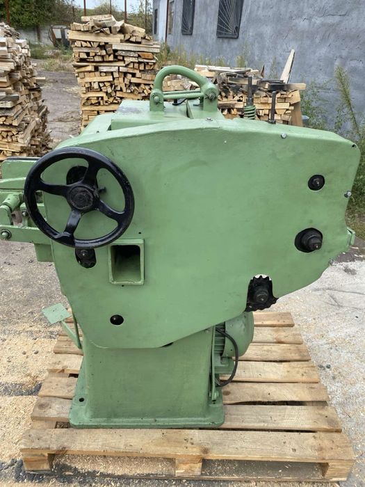 Круглопалковий фрезерний верстат, круглопалочний станок Cosma U9