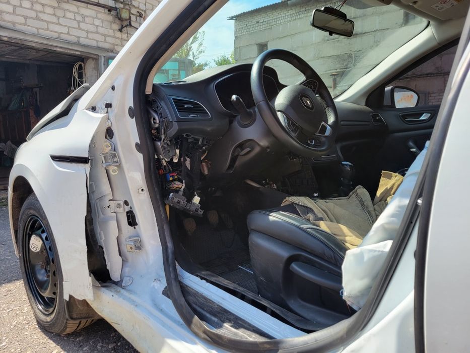 Renault Megane после ДТП
