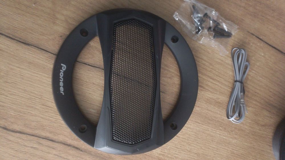 Автомобильные динамики Pioneer TS A 1395S новые