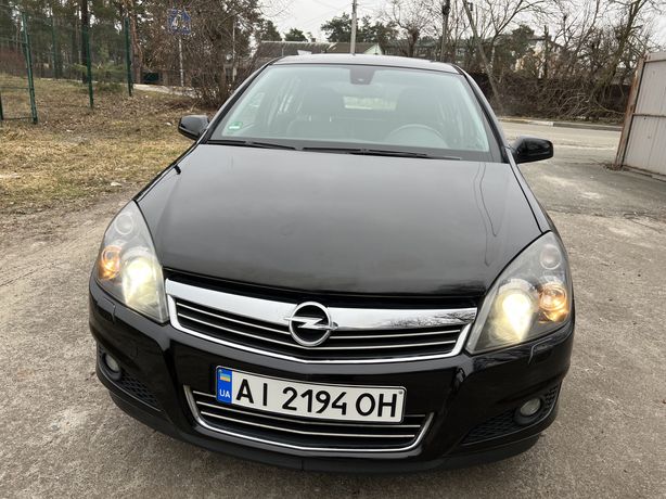 Opel Astra H 1,8xer 2009 рік