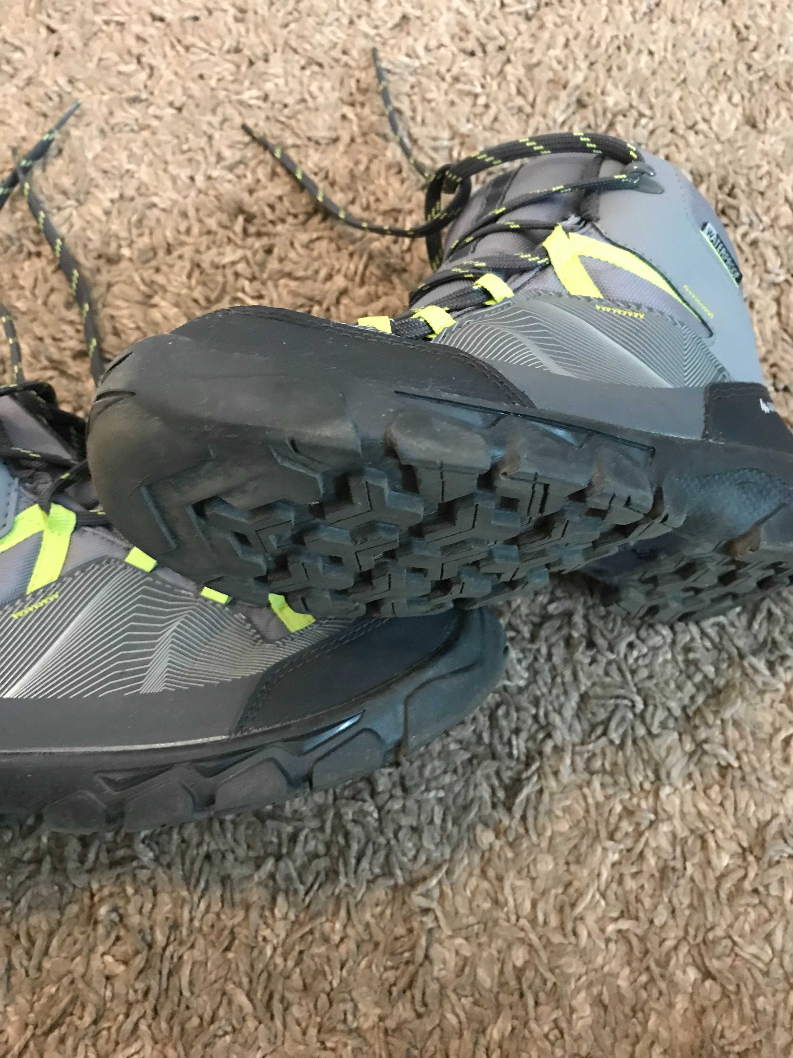 Quechua Decathlon buty rozmiar 38 wkładka 24 cm