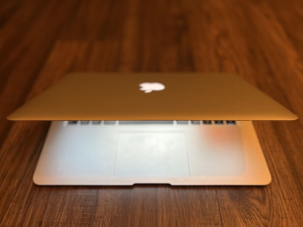 Apple Mac Book Air(13-inch, Mid2011)