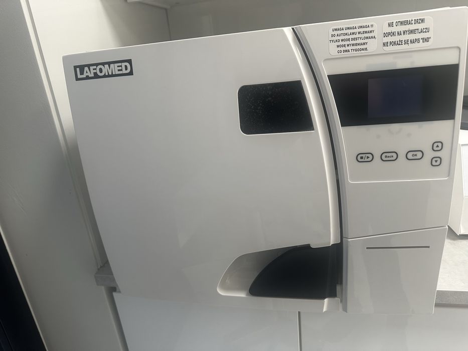 Nowy autoklaw Lafomed 18 klasa B lfss-18aa ( wersja wzmocniona) 2 lata