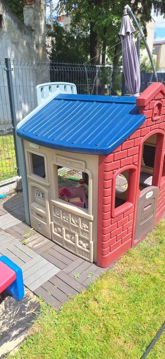 Little tikes Domek