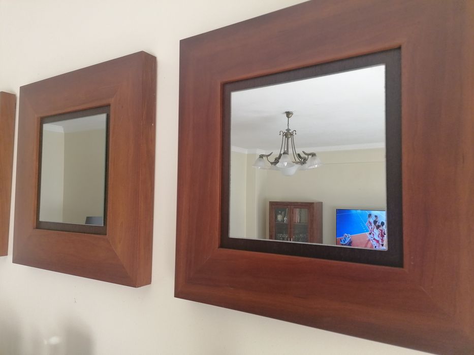 Espelhos em madeira 50cmx50cm (vendo o conjunto)