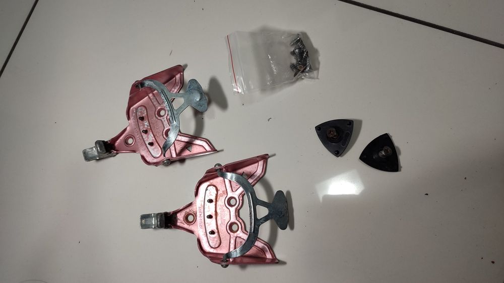 Wiązania narciarskie kacze dzioby Trek prl do nart biegowych