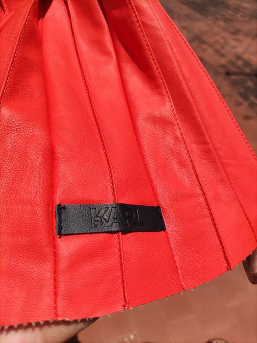 Saia plissada Karl Lagerfeld