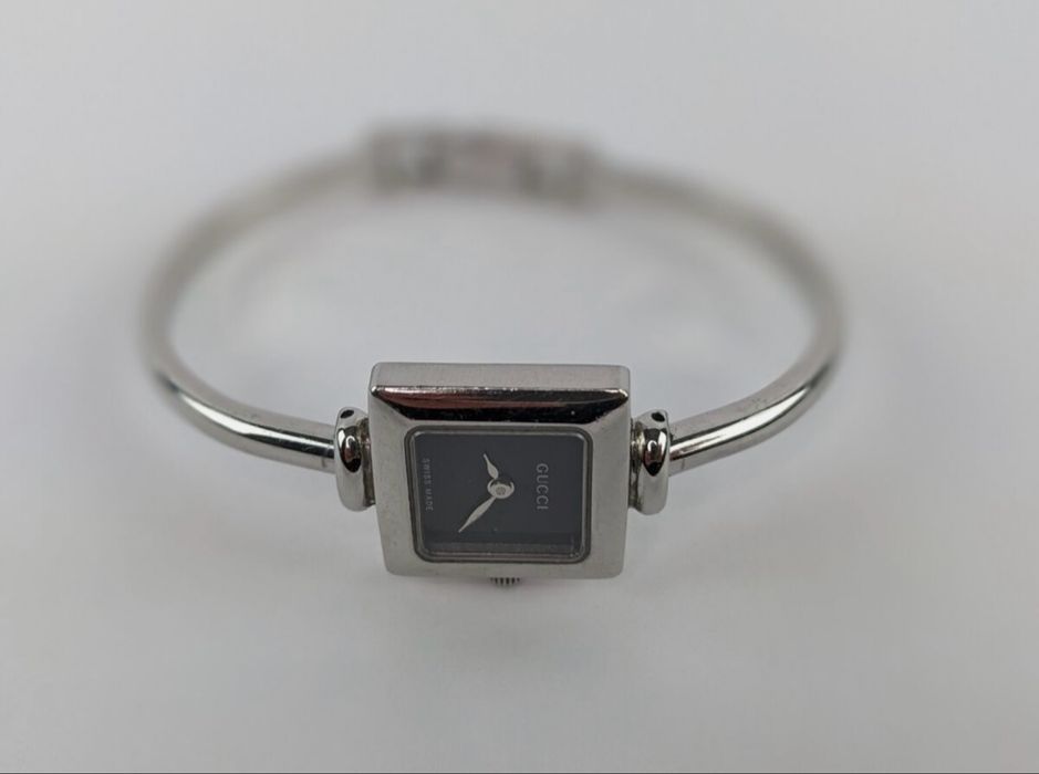 Оригинальные часы Gucci 1900L