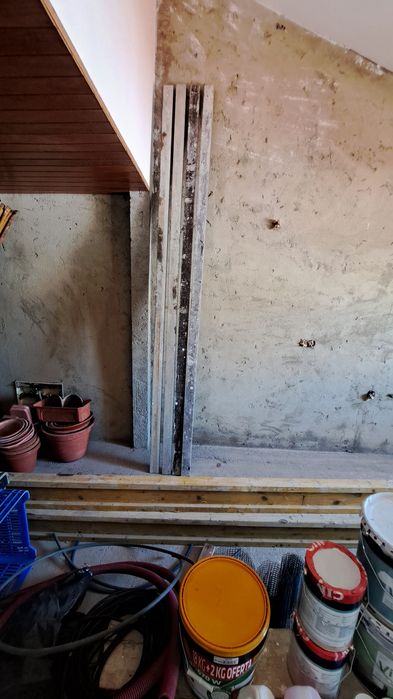 Redução de preço // Vendo réguas de alumínio de pedreiro - Usadas // r