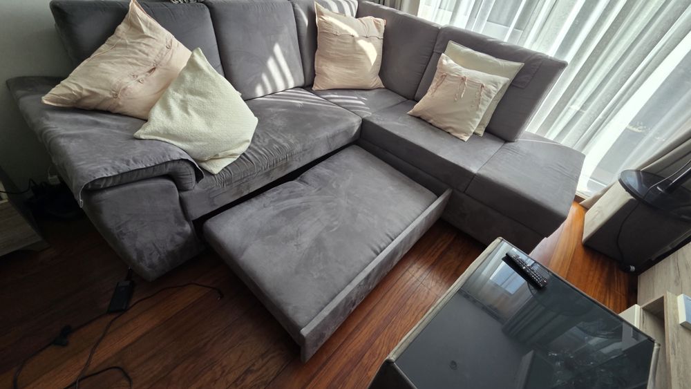 Sofa cama 220x235 + mesa centro da mesma cor