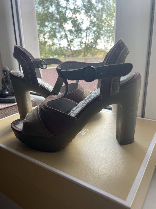 Sandalias fly london