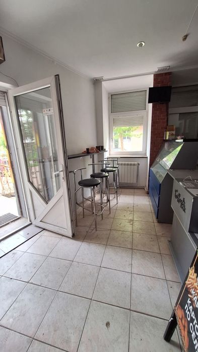 Продається нежитлове приміщення.