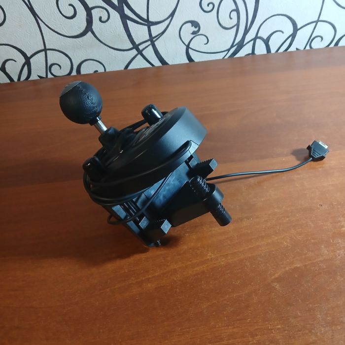 Кермо Logitech g29 + Shifter