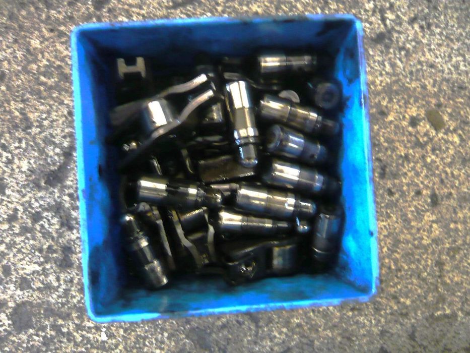 Popychacze komplet Z19DTH Opel Vectra C Astra H Zafira B