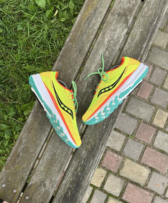 Saucony Ride 13 (28,5) кросівки для бігу салатові сітка легкі бігові