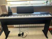 Pianino CASIO CDP-130BK