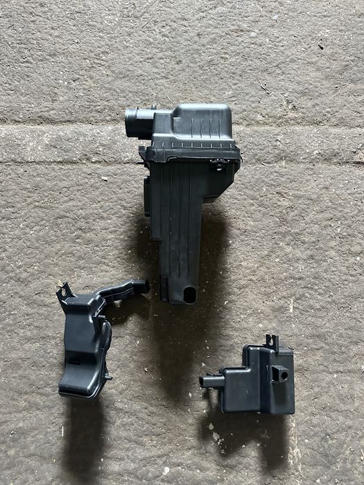 Корпус повітряного фільтра, воздуховоди nissan Kicks 2017-2024