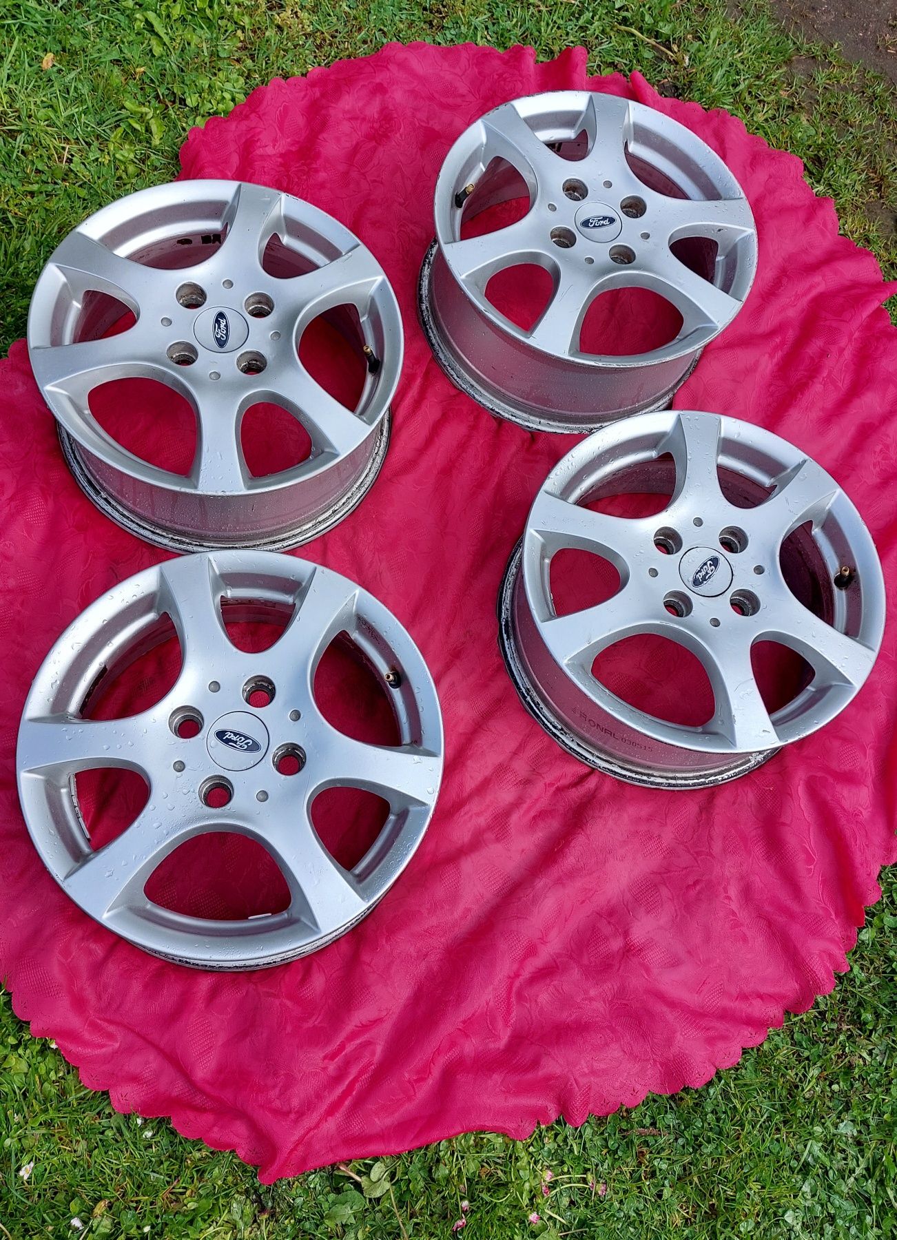 Felgi aluminiowe Ford 15" 4x108