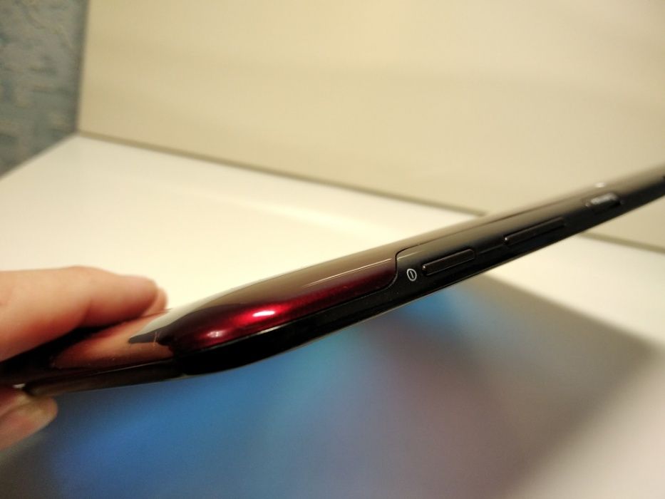 Samsung Galaxy 10’1 Red!