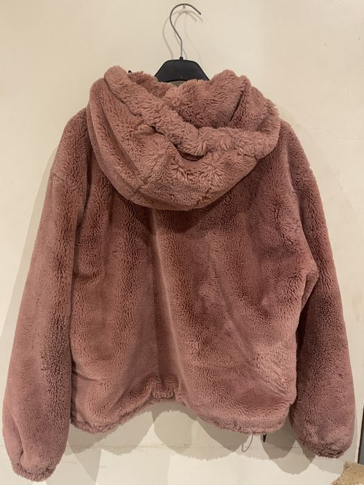 Casaco Bersha de pelo rosa