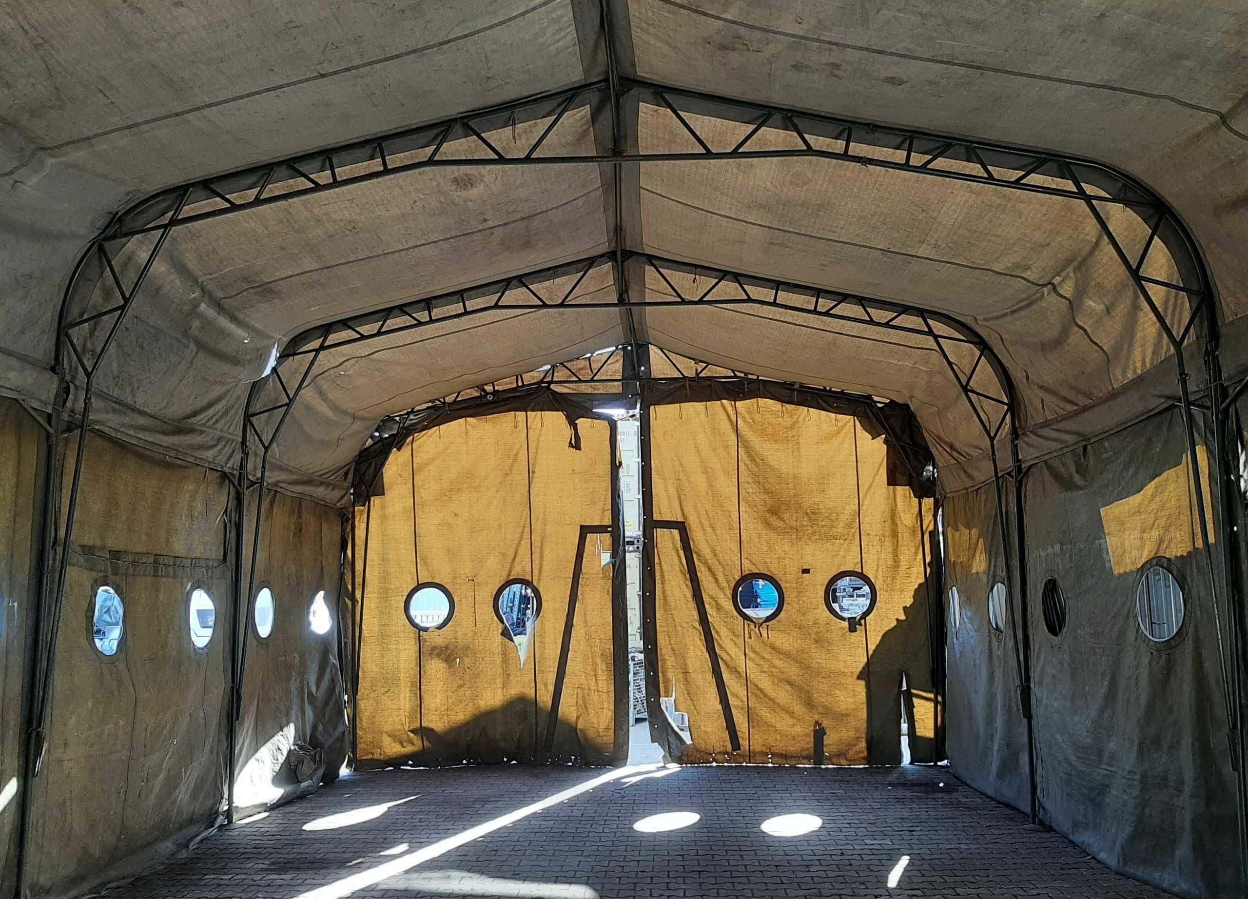Namiot wojskowy 11x6,5x4,5m NT72