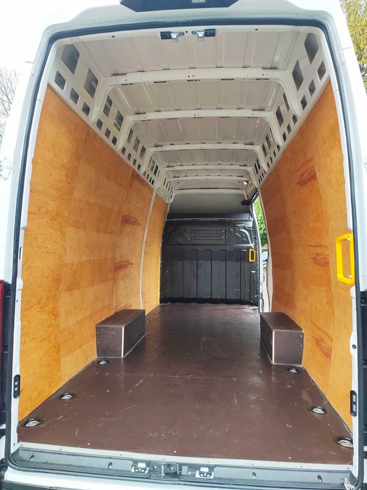 Wypożyczalnia Wynajem Bus MAXI Iveco automat oraz z OC sprawcy