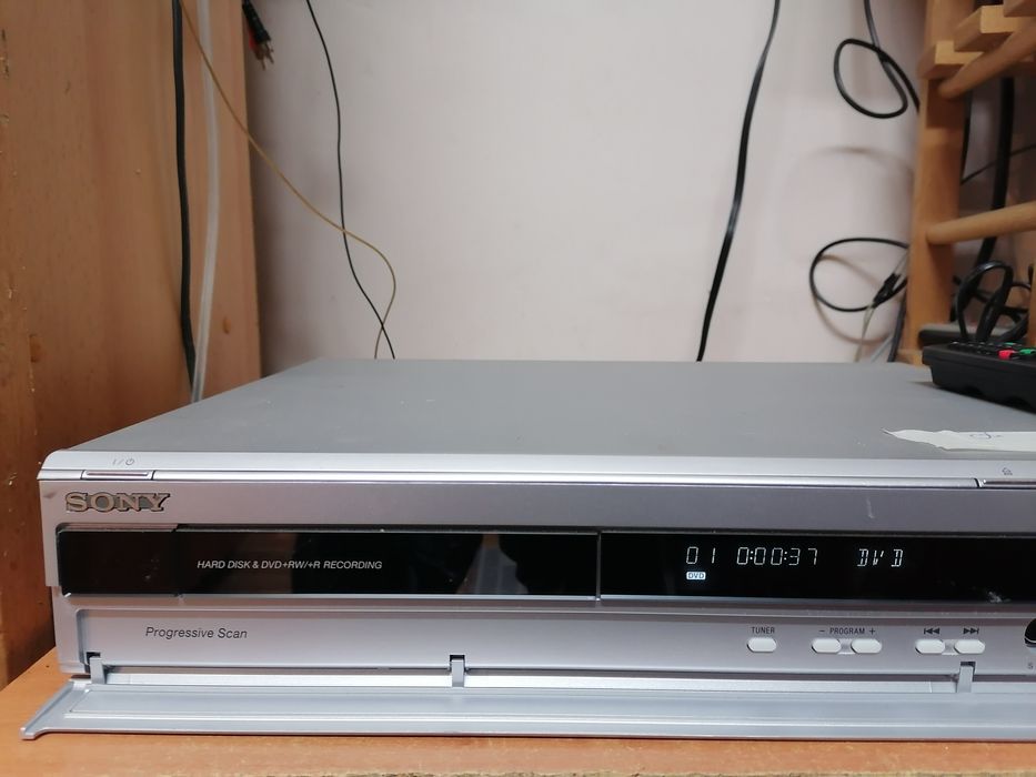 Nagrywarka Sony RDR-HX717 DVD-rw Recorder/HDD 160GB Pilot