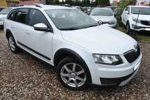 Skoda Octavia 2.0TDI 184KM*4x4*Nawigacja*Klimatronik*Czujniki cof*Alu*BIAŁA PERŁA!!!