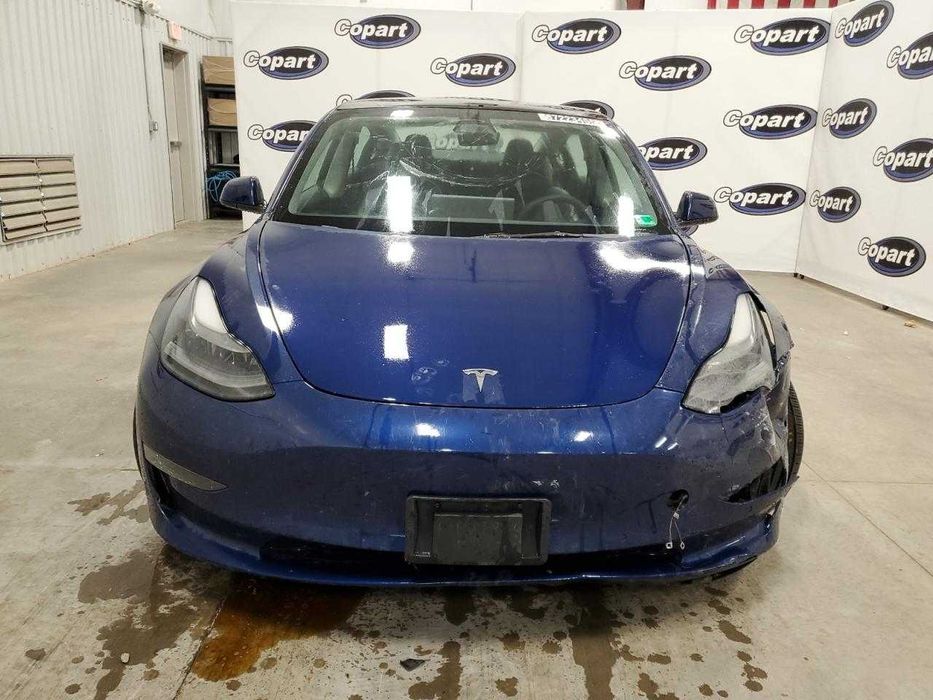TESLA Model 3 RWD, 2022