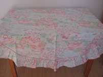 Przepiękny obrus kwiaty falbanka koło 168 cm