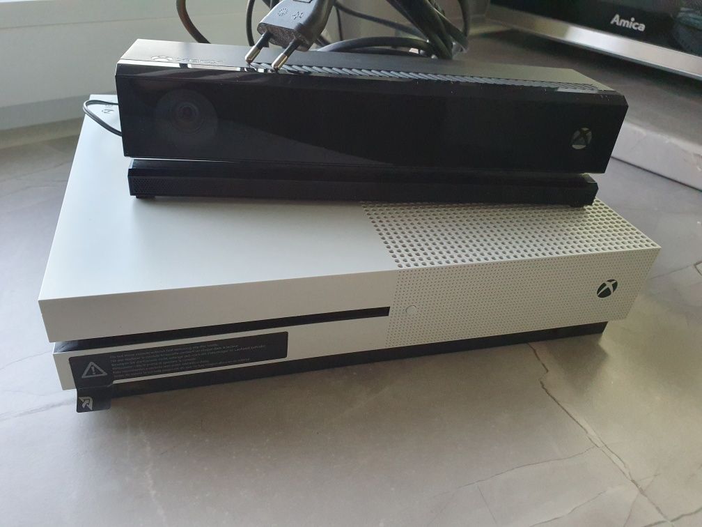 Xbox One S 500GB z kinectem