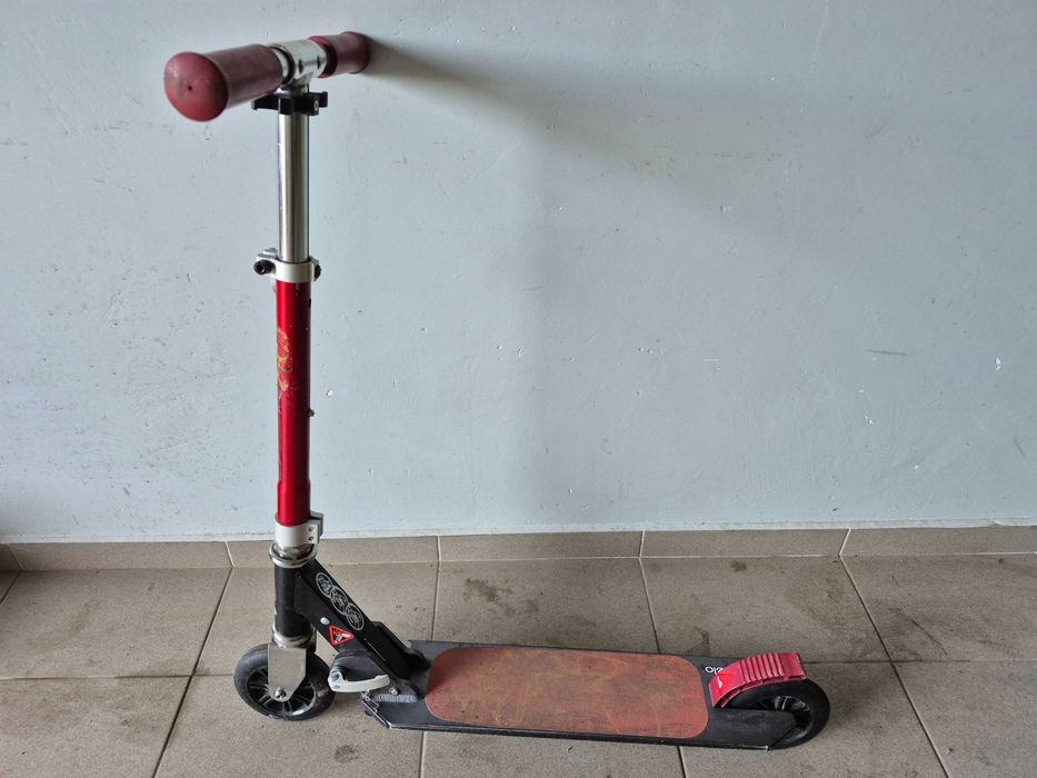 Hulajnoga dziecięca Oxelo, składana z Decathlon, na 110-150cm