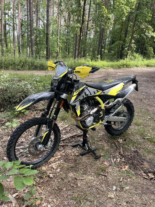 Swm rs300 r 2020rok 4tys km przebiegu