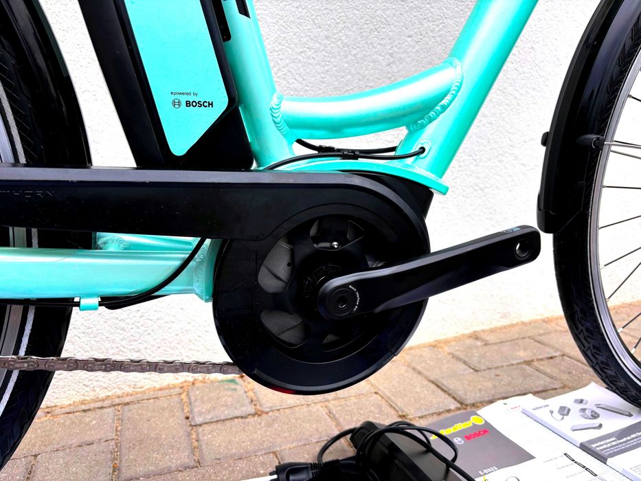 Rower Elektryczny * TRIUMPH E-CLOUD 4 28 * BOSCH Shimano NEXUS Magura
