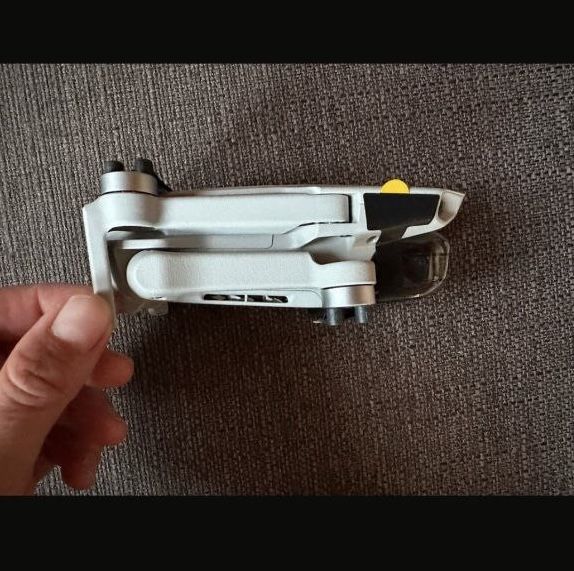 Дрон DJI Mini 2 SE